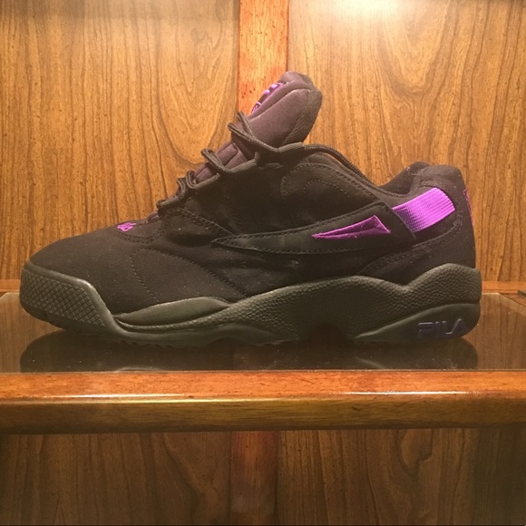 Fila Other - OG FILA never worn 90s grant hill Sneakers 10.5
